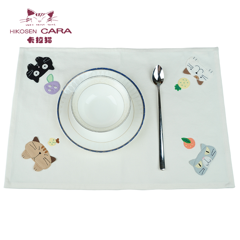 卡拉猫餐垫西餐家用纯棉桌布隔热垫布艺垫防滑日式餐布餐具简约
