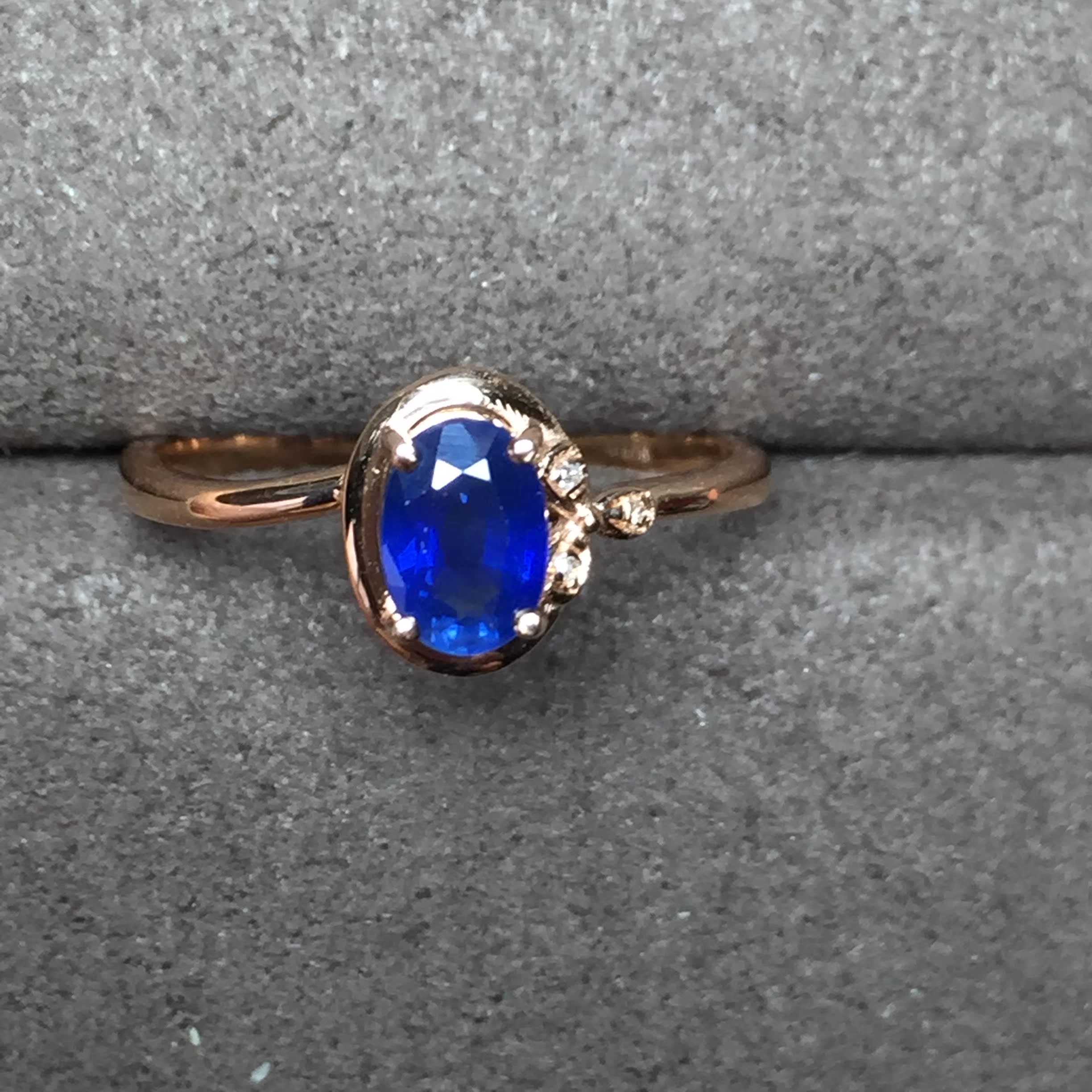 纯天然斯里兰卡蓝宝石戒指女正品 18k金镶嵌钻石 4*6mm