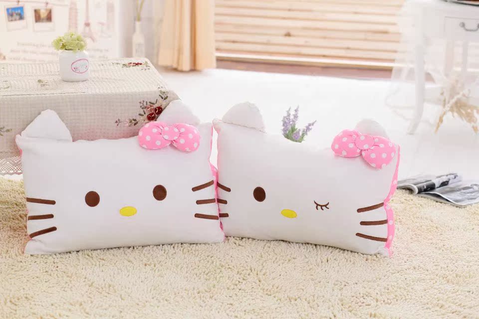 粉嫩可爱的Hello Kitty单人枕头凯蒂猫 KT抱枕单人枕双人枕包邮