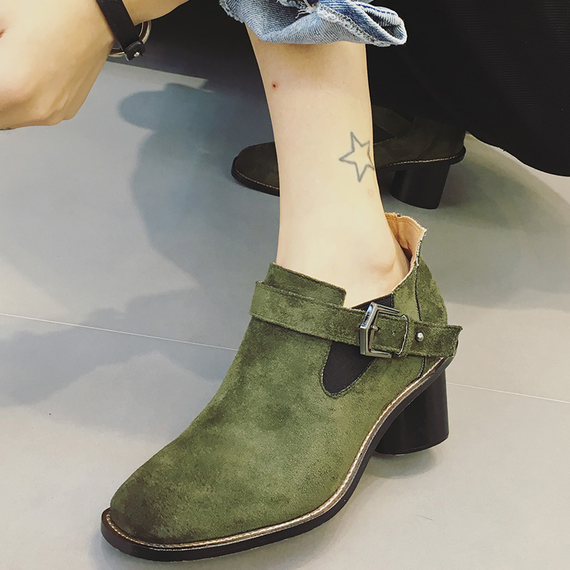 方头短靴2016秋季新款韩版英伦风皮带扣粗跟中跟松紧套筒靴女