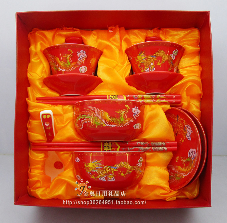新款中国红瓷喜碗夫妻对碗套装结婚对杯喜杯敬茶杯陶瓷结婚送礼