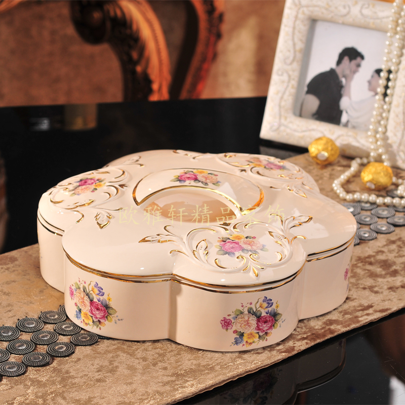 糖果盒欧式陶瓷客厅婚庆创意分格带盖干果盒零食收纳盒果盘坚果盘